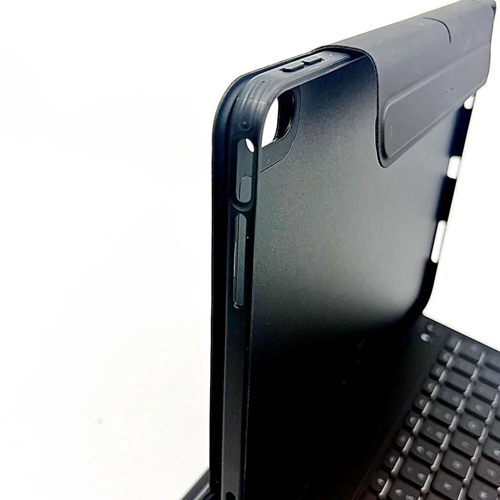 ESR iPad Air 13” Keyboard Case Trackpad Magnetic Rebound 360 Black - Picture 7 of 8